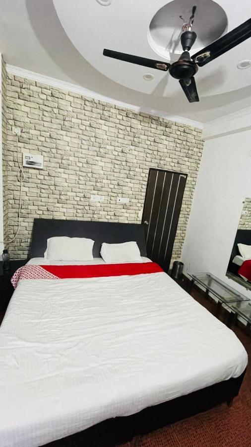 Hotel Pacific Grey By Wb Inn Lucknow Exterior foto
